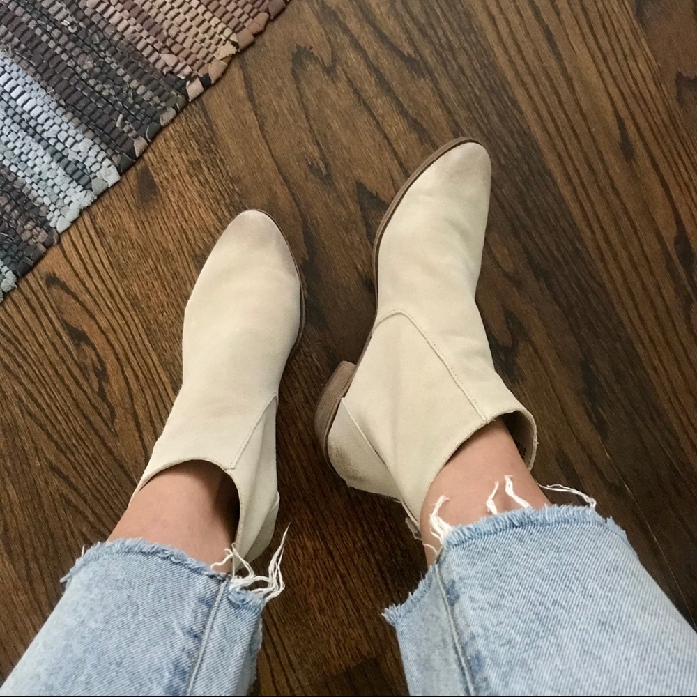 Dolce Vita Kat natural leather boots size 8.5